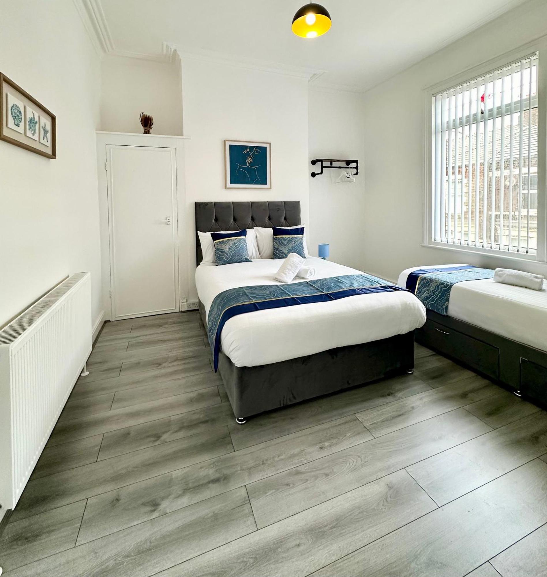 Вілла Cosy & Modern 4Bd House Near Anfield Stadium Ліверпуль Екстер'єр фото